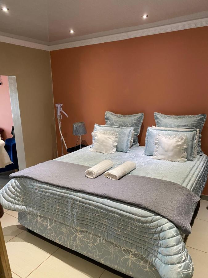 River Valley Guest House Butterworth Экстерьер фото