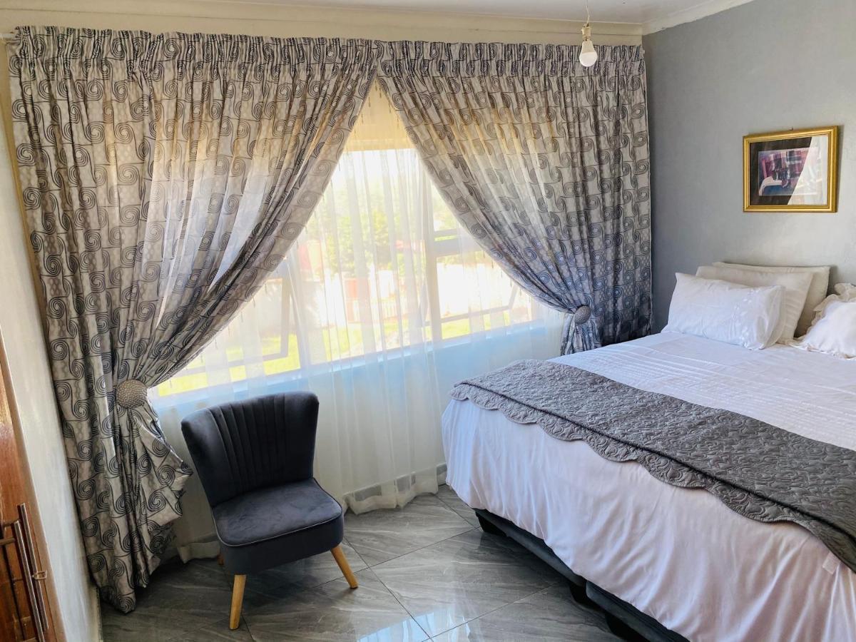 River Valley Guest House Butterworth Экстерьер фото